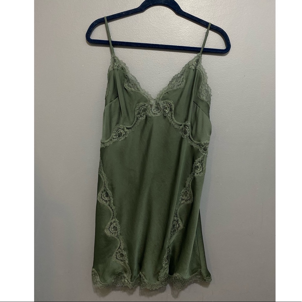 victoria’s secret slip